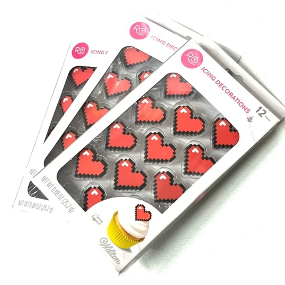 Valentine’s Wilton Pixelated Red Heart Icing Decorations set of 4